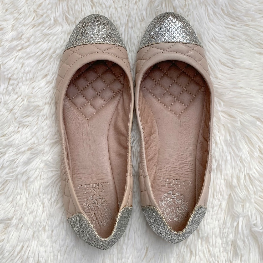 Vince Camuto Fawna Flats